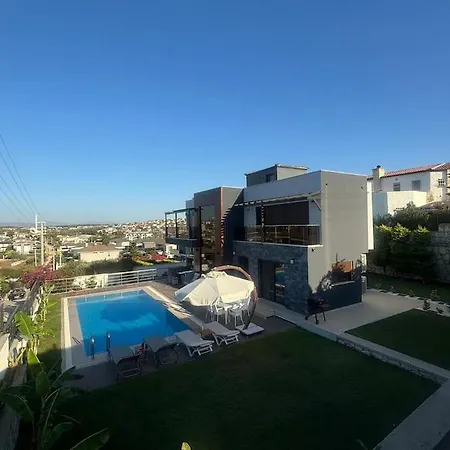 Dalyan'da, Triplex Muestakil, Havuzlu Çeşme