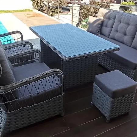Dalyan'da, Triplex Muestakil, Havuzlu Çeşme